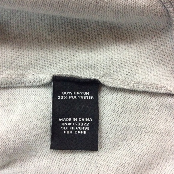 GRAY ASYMMETRICAL TUNIC SWEATER - Picture 7 of 10